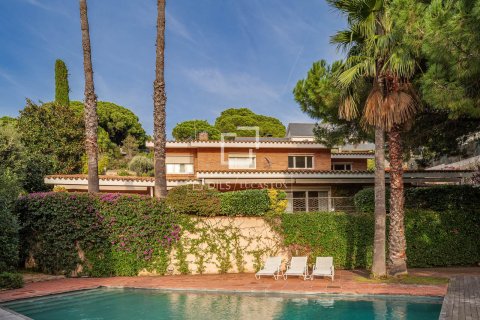 6 chambres villa à vendre à Premia De Dalt, Barcelona, Catalonia, Spain № 3915 - photo 2
