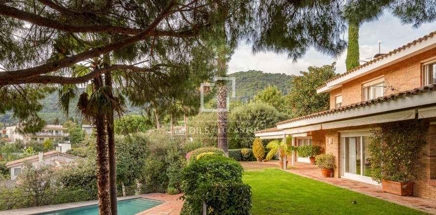 6 chambres villa à vendre à Premia De Dalt, Barcelona, Catalonia, Spain № 3915