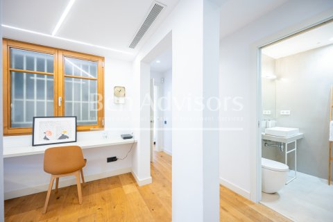 Купить квартиру в Барселона, Испания с 2 спальни, 88м², № 2873 - фото 29