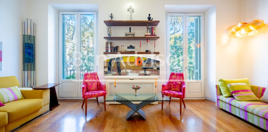 Квартира с 2 спальнями в Барселоне, Каталония, Испания № 2874