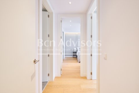 Купить квартиру в Барселона, Испания с 2 спальни, № 2876 - фото 28