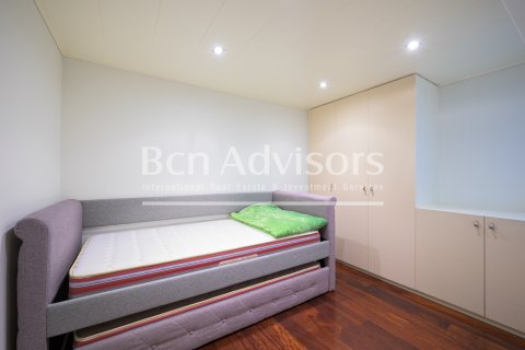 Купить квартиру в Барселона, Испания с 2 спальни, 109м², № 2871 - фото 29