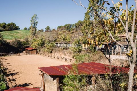 Купить земельный участок в Руби, Испания 1472м², № 2322 - фото 24