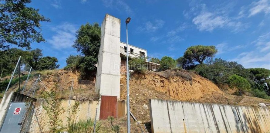 Дом с 1 спальней в Вальроманесе, Барселона, Каталония, Испания № 2318