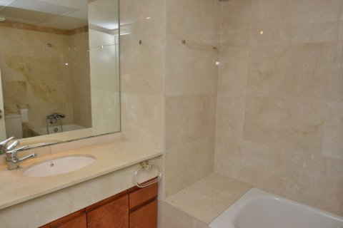 4 bedrooms apartment for sale in Barcelona, Catalonia, Spain № 7620 - photo 16