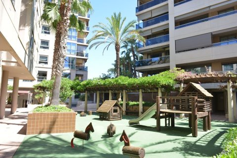 4 bedrooms apartment for sale in Barcelona, Catalonia, Spain № 7620 - photo 27