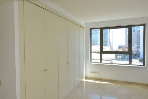 4 bedrooms apartment for sale in Barcelona, Catalonia, Spain № 7620 - photo 8