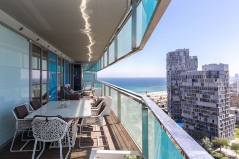 3 bedrooms apartment for sale in Barcelona, Catalonia, Spain № 7616