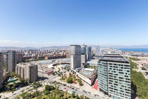 3 bedrooms apartment for sale in Barcelona, Catalonia, Spain № 7616 - photo 4