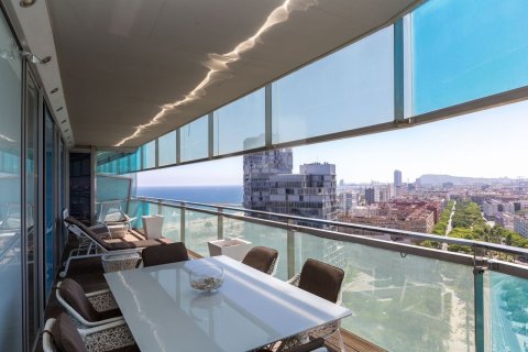 3 bedrooms apartment for sale in Barcelona, Catalonia, Spain № 7616 - photo 7