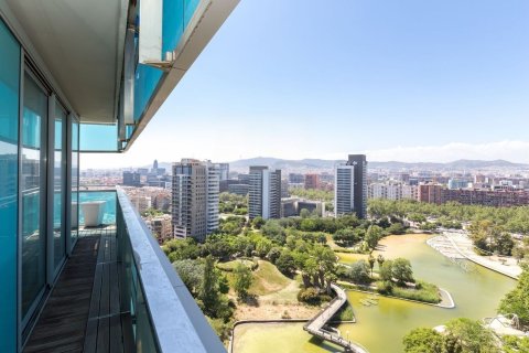 3 bedrooms apartment for sale in Barcelona, Catalonia, Spain № 7616 - photo 9