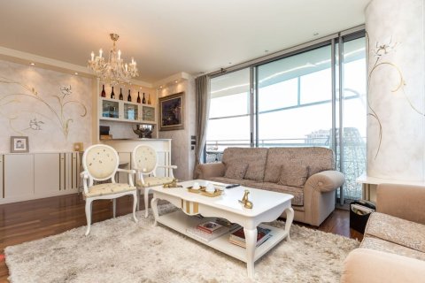 3 bedrooms apartment for sale in Barcelona, Catalonia, Spain № 7616 - photo 16