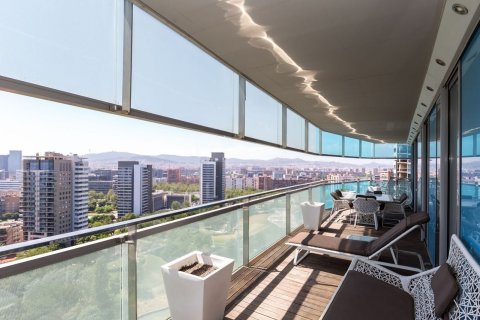 3 bedrooms apartment for sale in Barcelona, Catalonia, Spain № 7616 - photo 10
