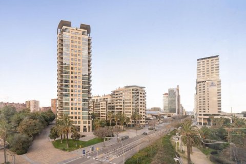 3 bedrooms apartment for sale in Barcelona, Catalonia, Spain № 7619 - photo 5