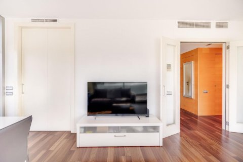 3 bedrooms apartment for sale in Barcelona, Catalonia, Spain № 7619 - photo 26