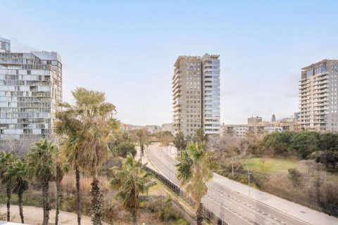 3 bedrooms apartment for sale in Barcelona, Catalonia, Spain № 7619 - photo 14