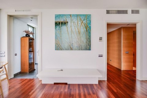 3 bedrooms apartment for sale in Barcelona, Catalonia, Spain № 7618 - photo 19