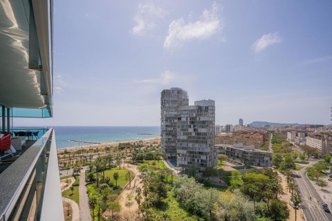 3 bedrooms apartment for sale in Barcelona, Catalonia, Spain № 7618