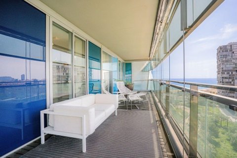3 bedrooms apartment for sale in Barcelona, Catalonia, Spain № 7618 - photo 6