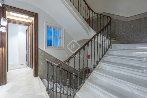 4 chambres apartment à vendre à Barcelona, Catalonia, Spain № 4501 - photo 26