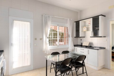 7 chambres villa à vendre à Vilassar de Dalt, Barcelona, Catalonia, Spain № 4500 - photo 6