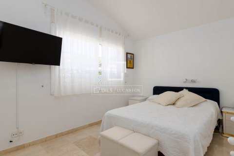 7 chambres villa à vendre à Vilassar de Dalt, Barcelona, Catalonia, Spain № 4500 - photo 23