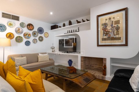 7 chambres villa à vendre à Vilassar de Dalt, Barcelona, Catalonia, Spain № 4500 - photo 28