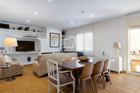 7 chambres villa à vendre à Vilassar de Dalt, Barcelona, Catalonia, Spain № 4500 - photo 29