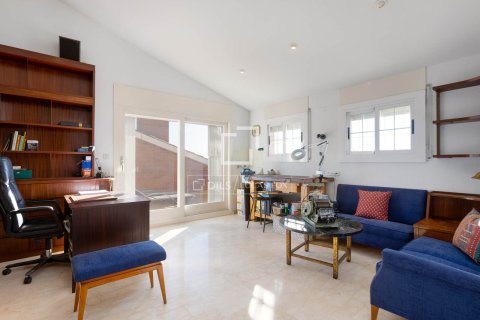 7 chambres villa à vendre à Vilassar de Dalt, Barcelona, Catalonia, Spain № 4500 - photo 22