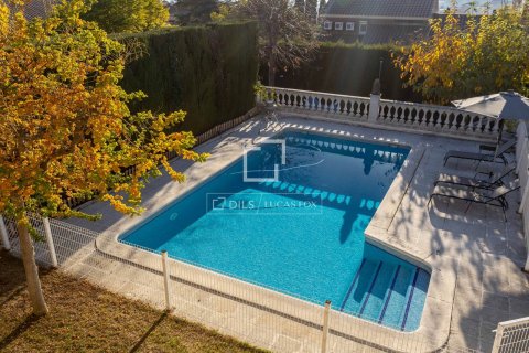 7 chambres villa à vendre à Vilassar de Dalt, Barcelona, Catalonia, Spain № 4500 - photo 21