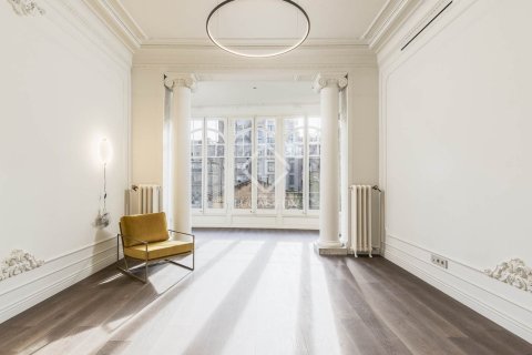 Купить квартиру в Эшампле, Испания с 4 спальни, 200м², № 2762 - фото 18