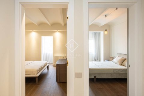 Купить квартиру в Эшампле, Испания с 3 спальни, 161м², № 2765 - фото 27