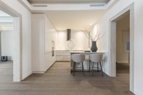 Купить квартиру в Эшампле, Испания с 3 спальни, 161м², № 2765 - фото 8