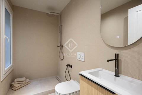 Купить квартиру в Эшампле, Испания с 3 спальни, 161м², № 2765 - фото 23