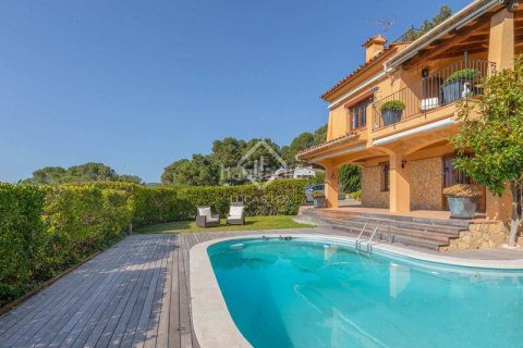 Купить дом в Палафружель, Испания с 5 спален, 539м², № 2760 - фото 2