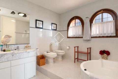 Купить дом в Палафружель, Испания с 5 спален, 539м², № 2760 - фото 23