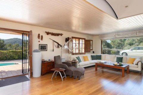 Купить дом в Палафружель, Испания с 5 спален, 539м², № 2760 - фото 6