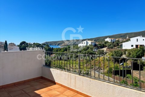 4 bedrooms house for sale in Cadaques, Girona, Catalonia, Spain № 5671 - photo 5