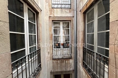 4 bedrooms apartment for sale in Barcelona, Catalonia, Spain № 5669 - photo 23