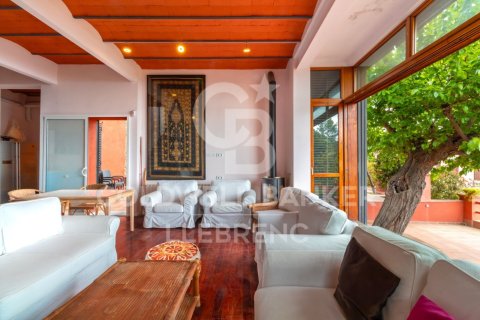 Купить дом в Барселона, Испания с 4 спальни, 210м², № 5665 - фото 5