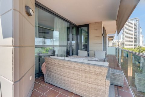 4 bedrooms apartment for sale in Barcelona, Catalonia, Spain № 7283 - photo 25