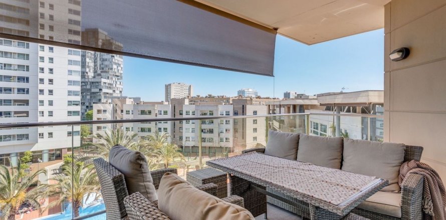 4 bedrooms apartment for sale in Barcelona, Catalonia, Spain № 7283