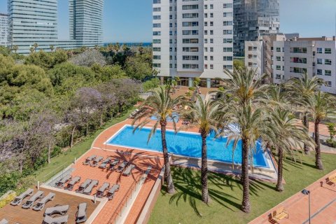 4 bedrooms apartment for sale in Barcelona, Catalonia, Spain № 7283 - photo 4
