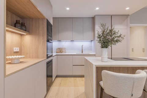 Apartamento de 5 dormitorios en venta en Barcelona, Cataluña, Spain № 7284 - foto 17