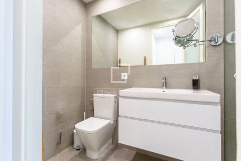 2 bedrooms apartment for sale in Barcelona, Catalonia, Spain № 7281 - photo 12