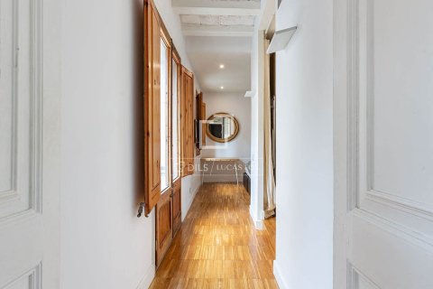 2 bedrooms apartment for sale in Barcelona, Catalonia, Spain № 7281 - photo 10