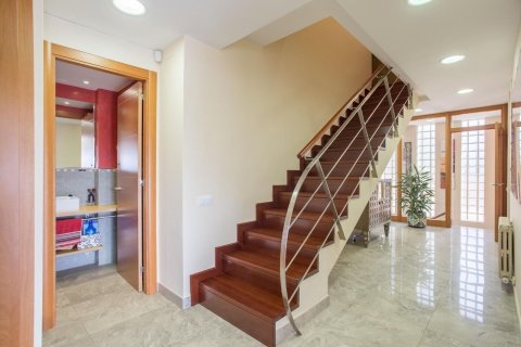 Сasa de 5 dormitorios en venta en Sant Vicenc De Montalt, Barcelona, Cataluña, Spain № 1353 - foto 25