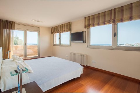 Сasa de 5 dormitorios en venta en Sant Vicenc De Montalt, Barcelona, Cataluña, Spain № 1353 - foto 29