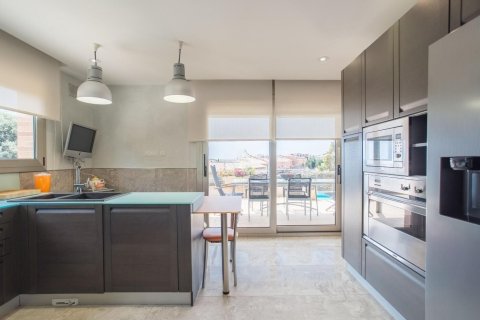 Сasa de 5 dormitorios en venta en Sant Vicenc De Montalt, Barcelona, Cataluña, Spain № 1353 - foto 14