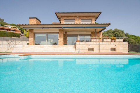 Дом с 5 спальнями в Сан-Висенсе де Монтальте, Барселона, Каталония, Испания № 1353